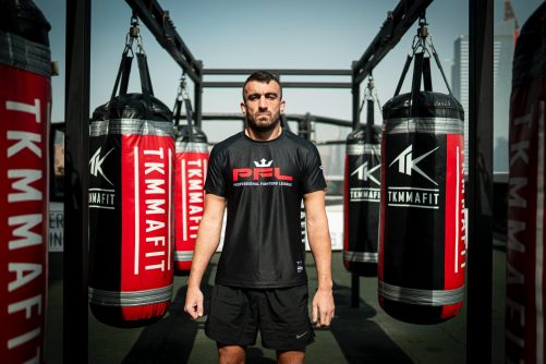 الإماراتي محمد يحيى يستعد لظهوره الأول مع رابطة المقاتلين المحترفين PFL MENA في الخبر