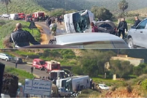 انقلاب حافلة على متنها رجال الامن الوطني ضواحي سيدي افني يخلف قتلى وجرحى