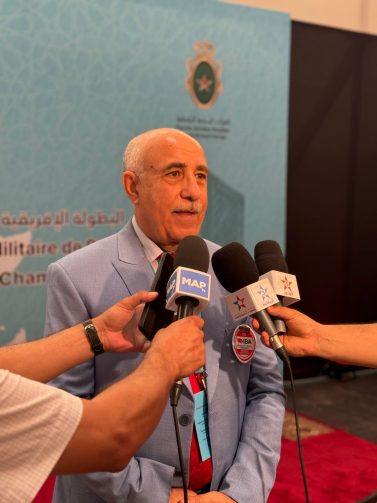 عبد الإله الوذغيري يتسلم قرار تعينه رئيسا للجنة التقنية بالإتحاد الأفريقي للملاكمة .