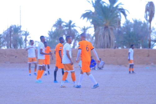جمعية النسور الرياضية بجماعة تسينت اقليم طاطا تنظم دوري النخبة لكرة القدم بمناسبة عيد الأضحى المبارك