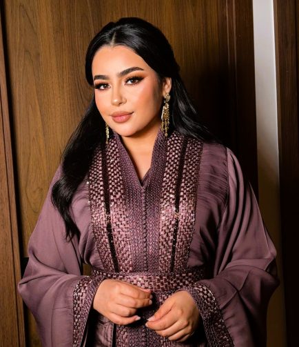 في قالب موسيقى عصري الفنانة شيماء عمران تعيد إحياء “الزين الواضح” و”حبيبي مشالي”