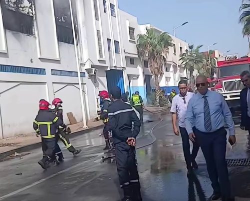 حضور فعال وناجع لمصالح أمن إنزكان في عملية إخماد حريق مصنع تاسيلا  بالدشيرة الجهادية